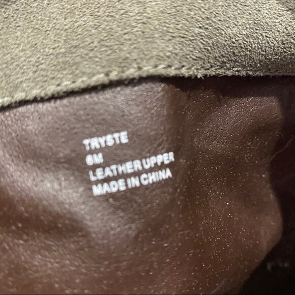 Steve Madden Steven Over the Knee Suede Boots Size 6 tall boots Flat Boots - Picture 10 of 10